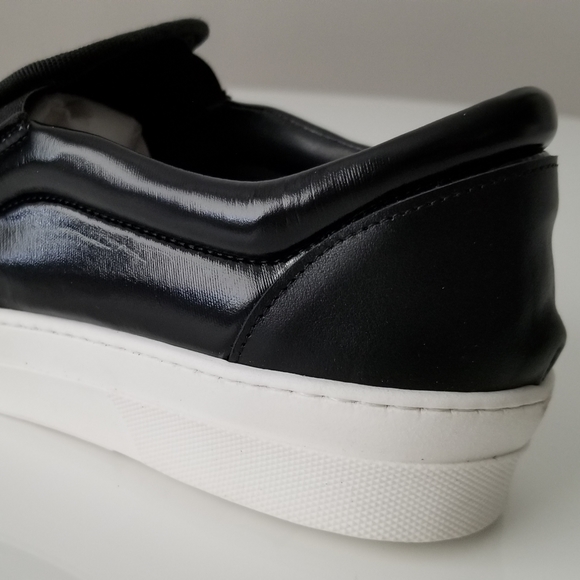 NWT Barney's NYC Black Patent Platform Slip-On Sz10 - Picture 2 of 8